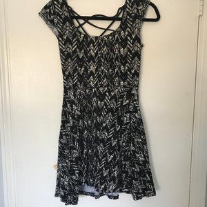 Full Tilt Women's Dress Size M